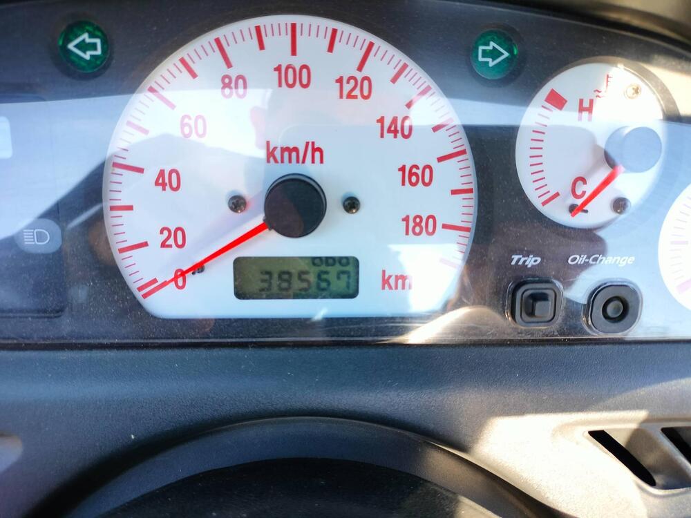 Yamaha T-Max 500 (2001 - 03) (8)