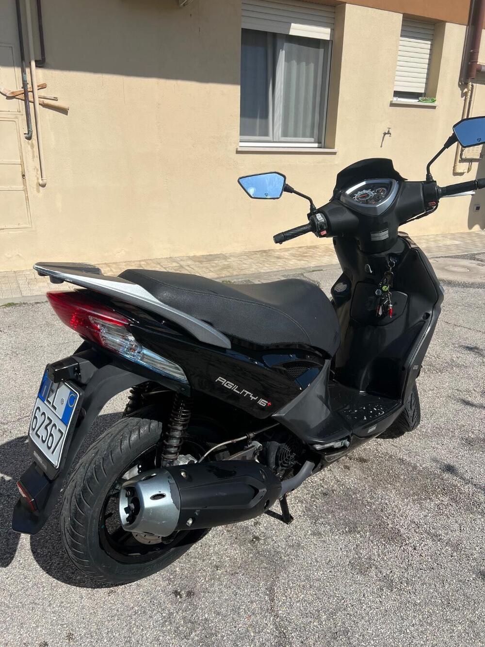 Kymco Agility 125 R16 + (2017 - 20) (3)