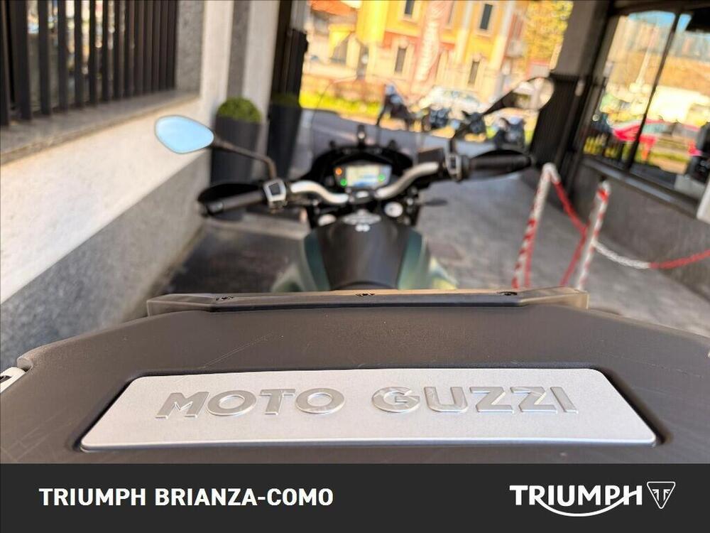 Moto Guzzi V85 TT (2024 - 26) (4)