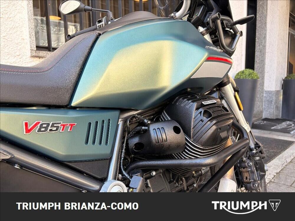 Moto Guzzi V85 TT (2024 - 26) (5)
