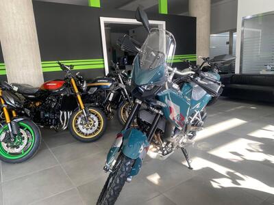 Kawasaki KLE 500 SE (2026) nuova