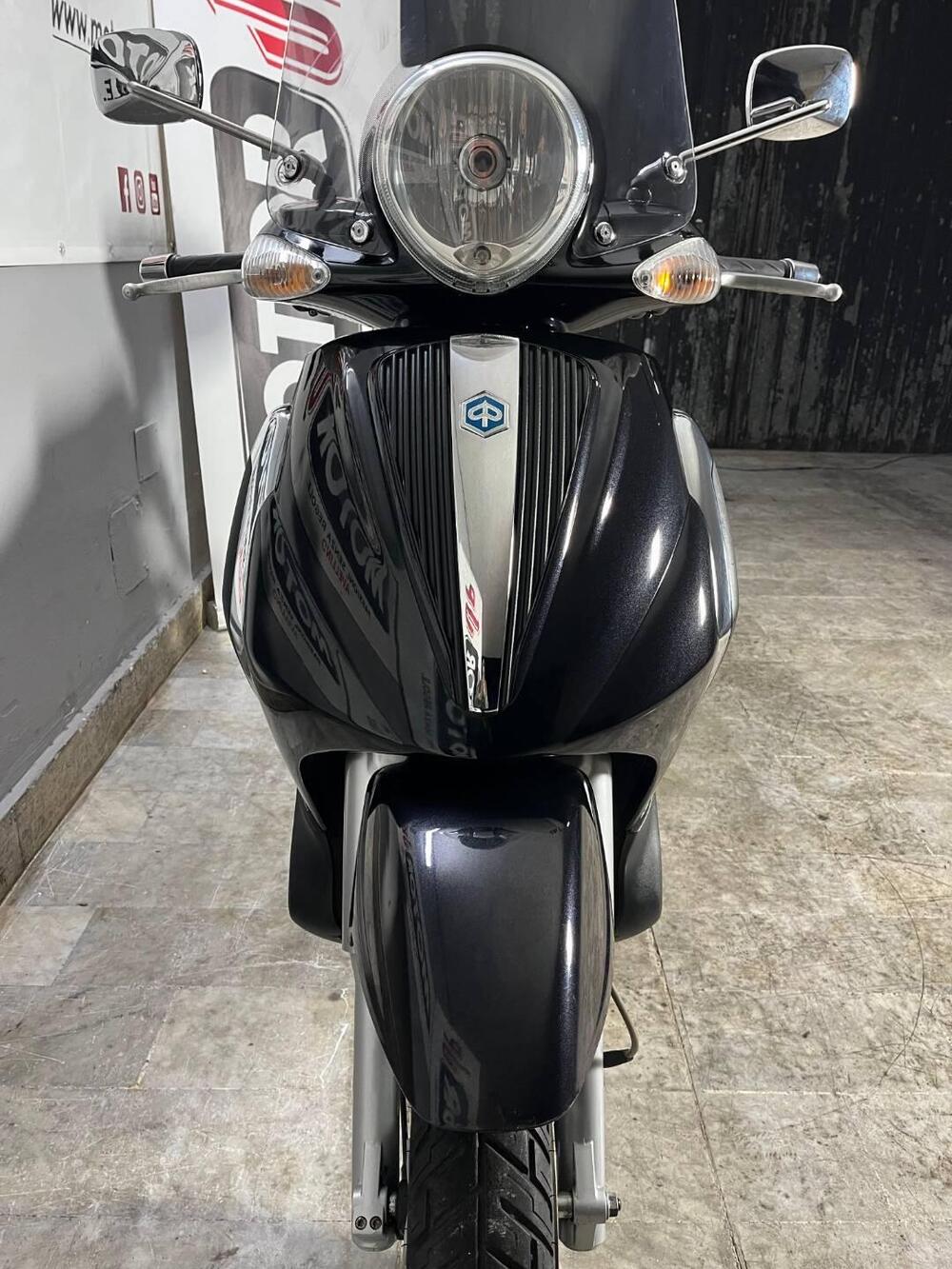 Piaggio Beverly 250 i.e. (2004 - 06) (5)