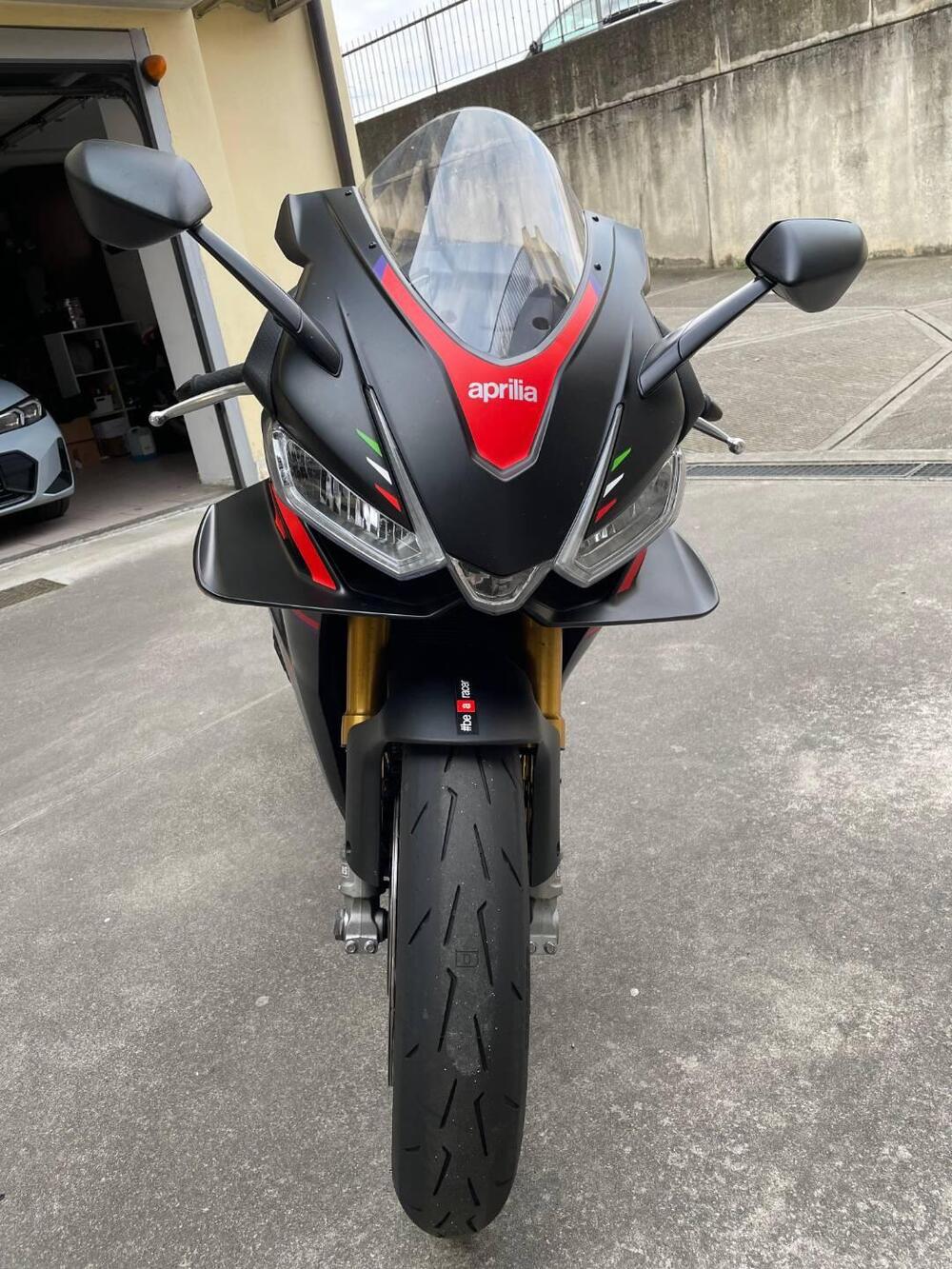 Aprilia RSV4 1100 Factory (2021 - 24)