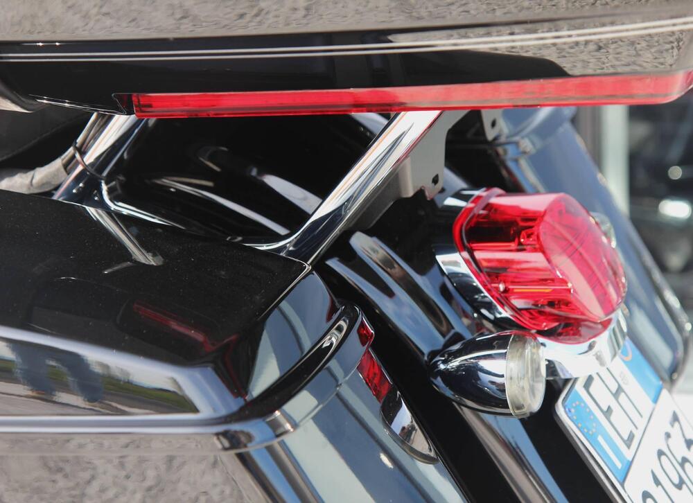 Harley-Davidson 107 Road Glide Ultra (2017 - 18) - FLTRU (14)