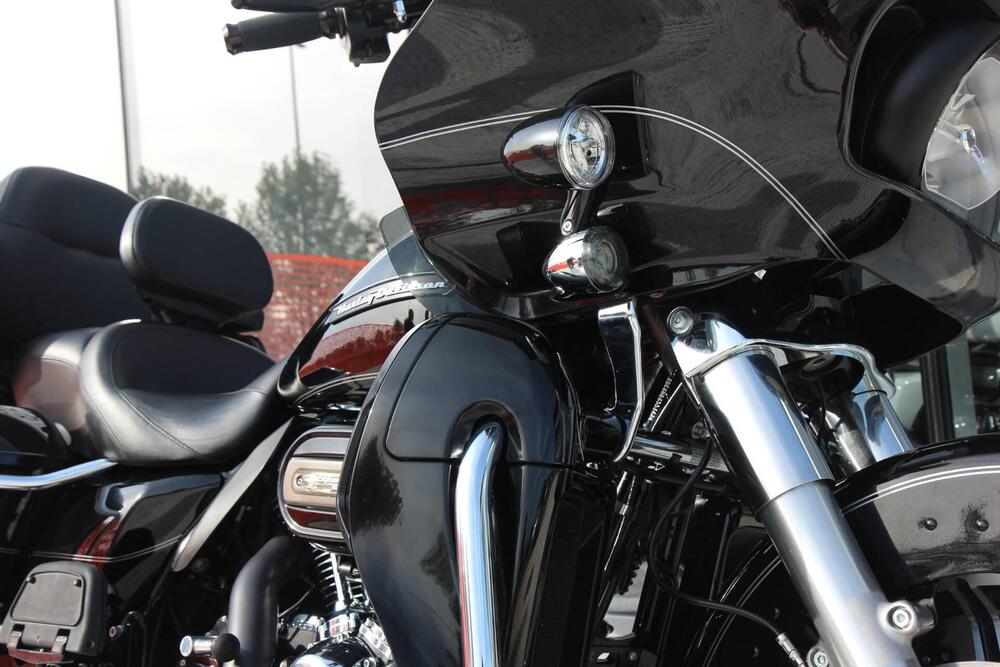 Harley-Davidson 107 Road Glide Ultra (2017 - 18) - FLTRU (8)