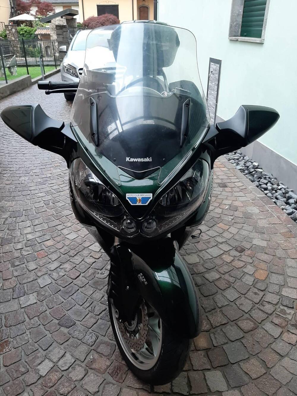 Kawasaki GTR 1400 ABS (2010 - 14) (2)