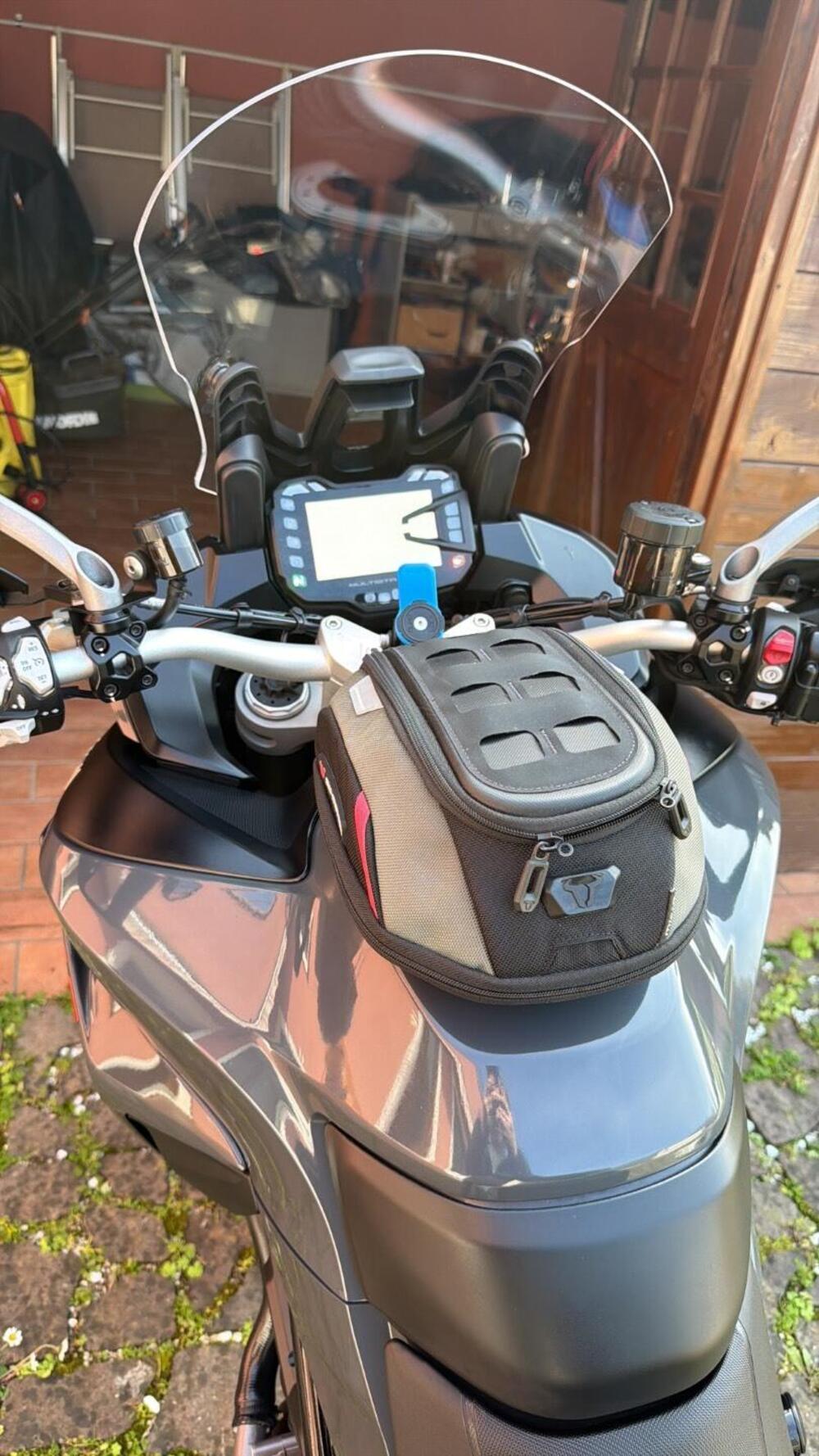 Ducati Multistrada V2 S (2022 - 24) (4)