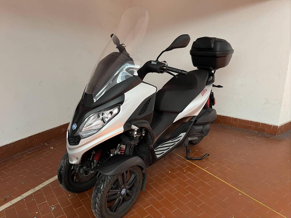 Piaggio MP3 300 ABS Hpe (2021 - 24) (9)