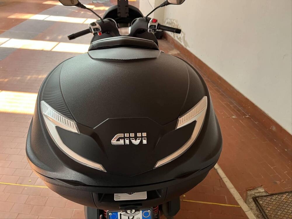 Piaggio MP3 300 ABS Hpe (2021 - 24) (12)