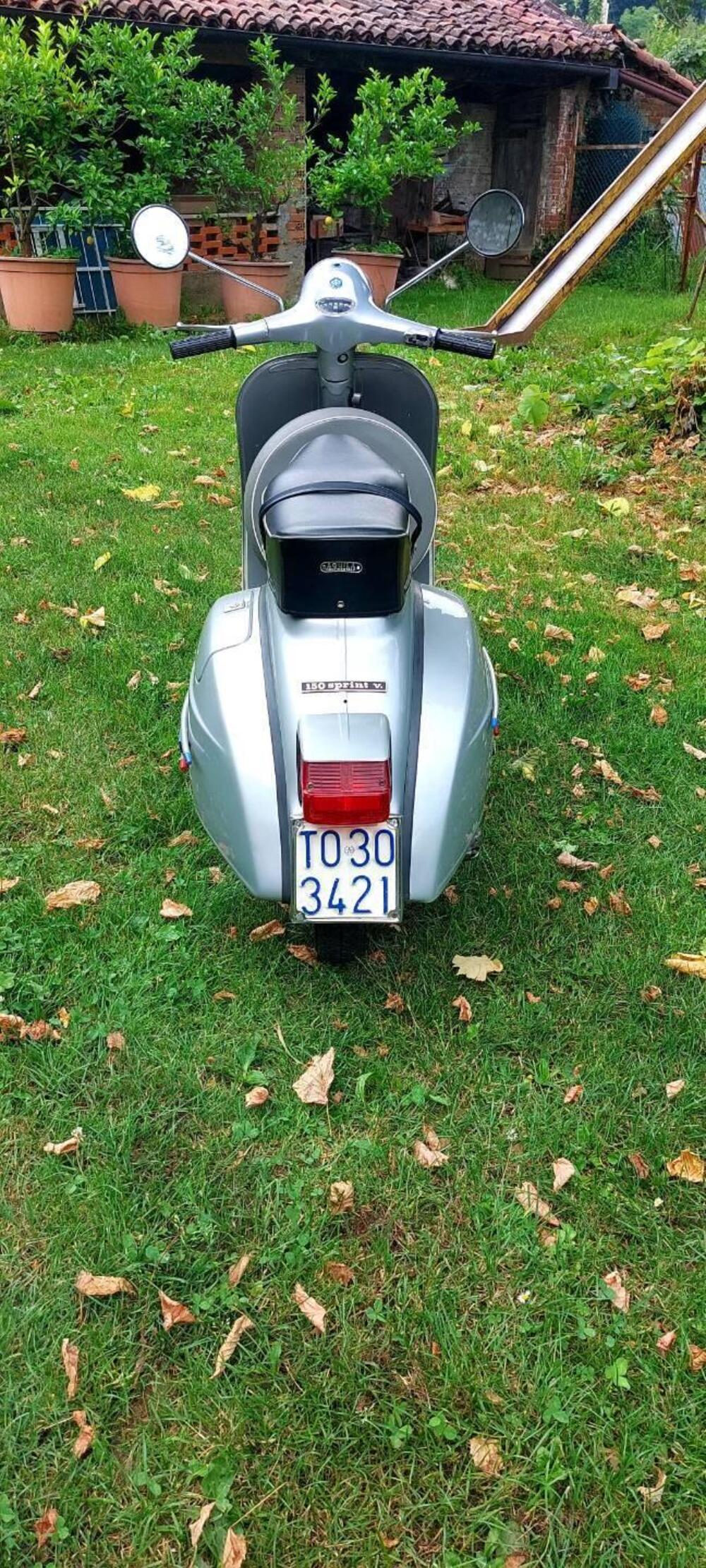 Piaggio Vespa 150 sprint veloce  (5)