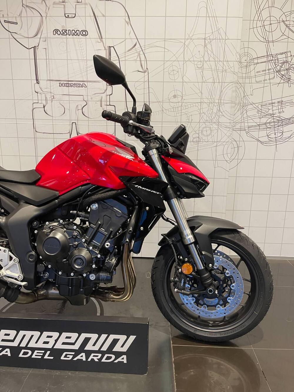 Honda CB 1000 Hornet (2025 - 26) (2)