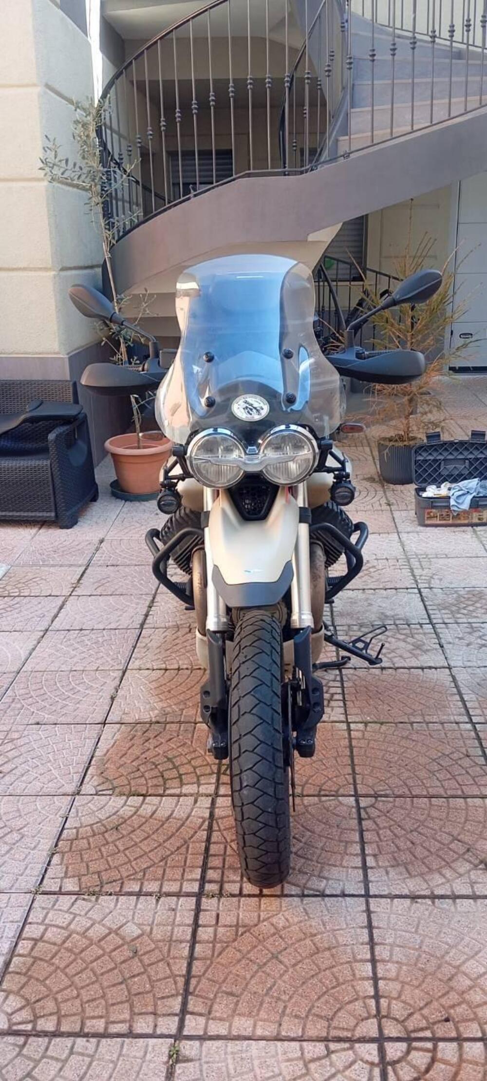 Moto Guzzi V85 TT (2019 - 20) (3)
