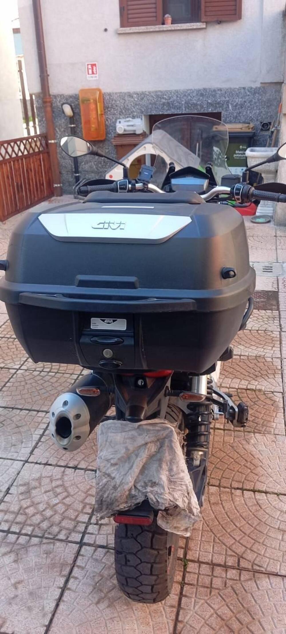 Moto Guzzi V85 TT (2019 - 20) (6)