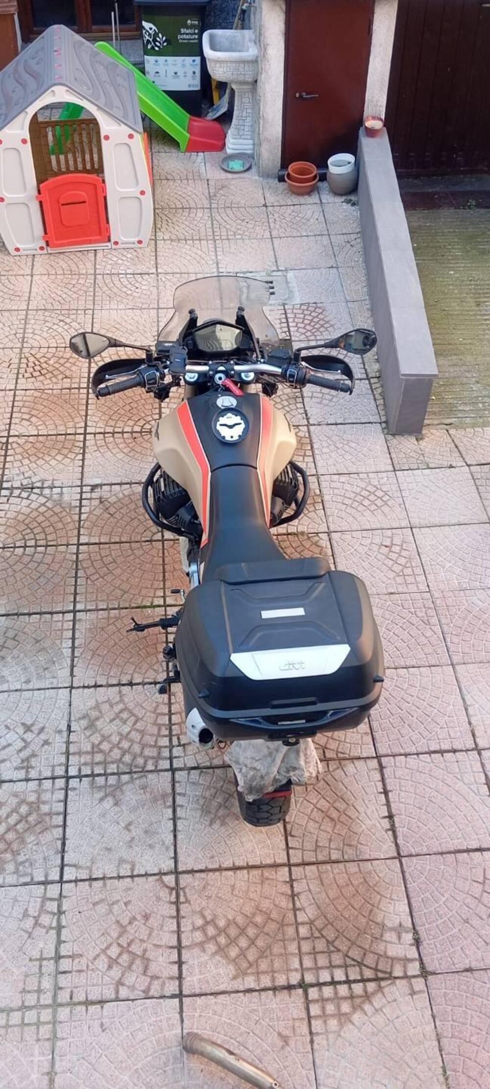 Moto Guzzi V85 TT (2019 - 20) (7)
