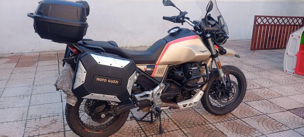 Moto Guzzi V85 TT (2019 - 20) (11)