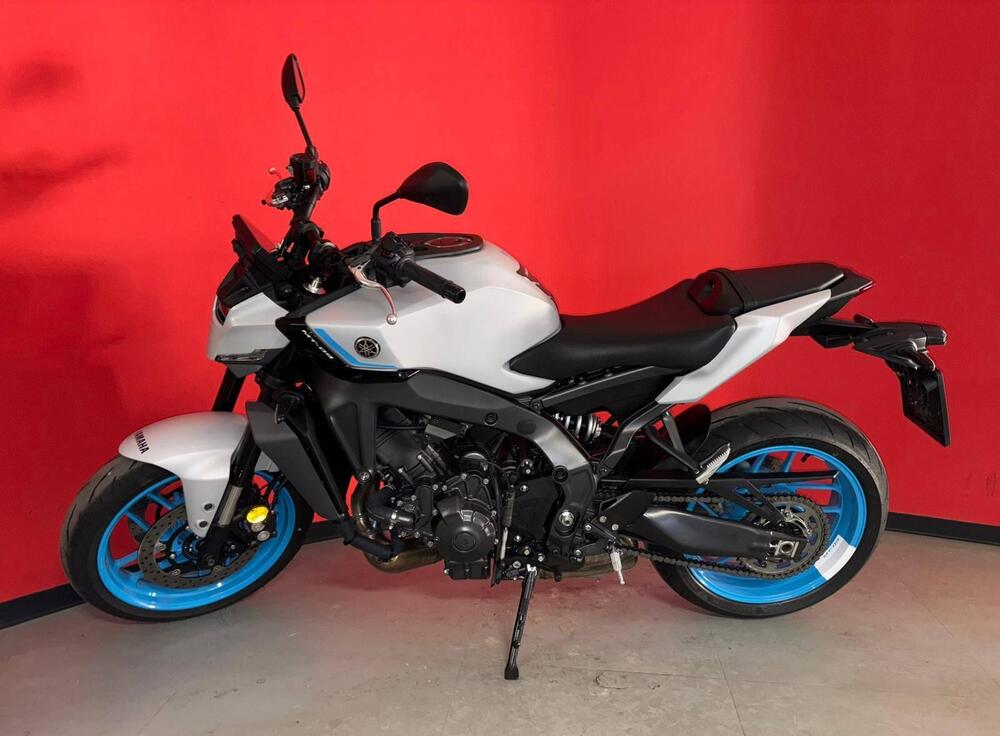 Yamaha MT-09 (2024 - 26) (3)