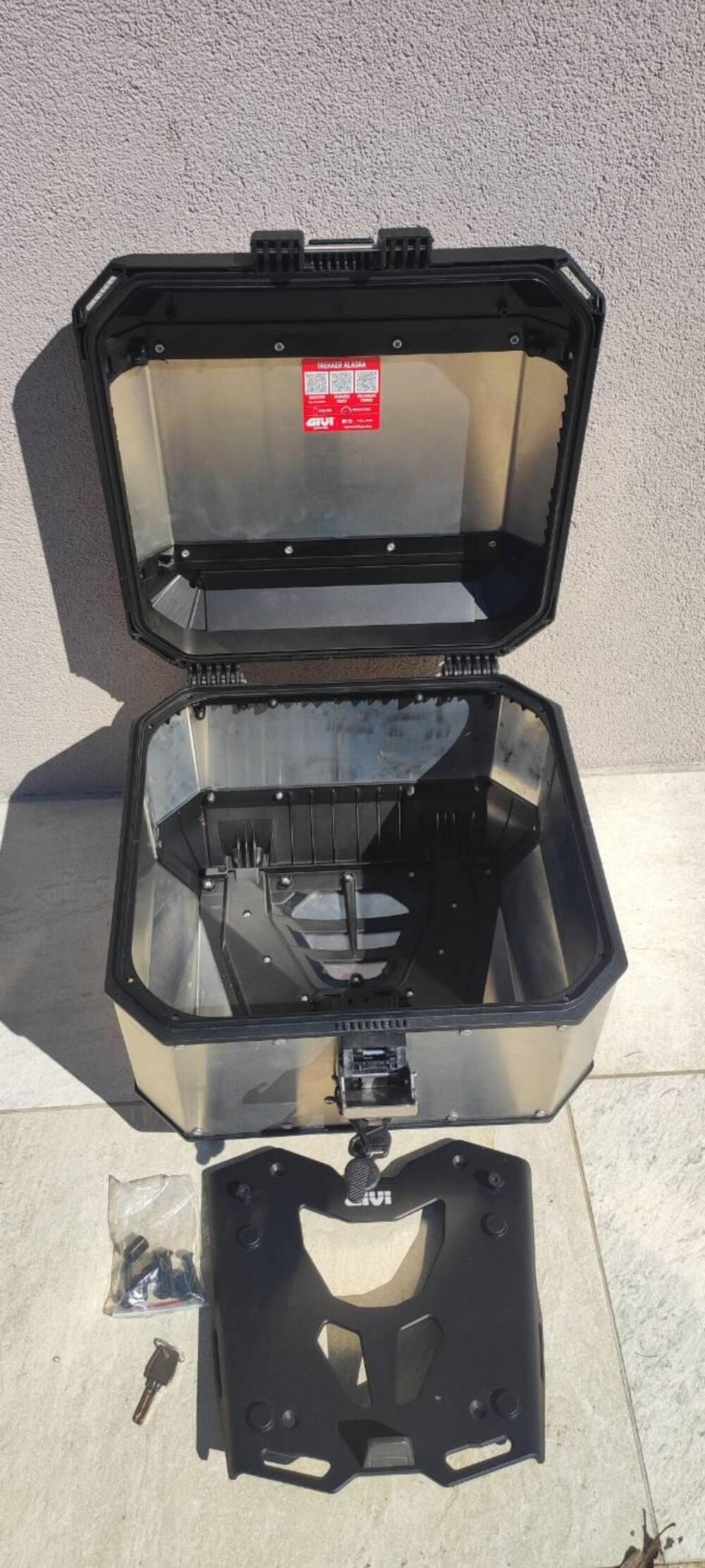 Bauletto Givi Trekker Alaska per BMW GS 1300 (2)