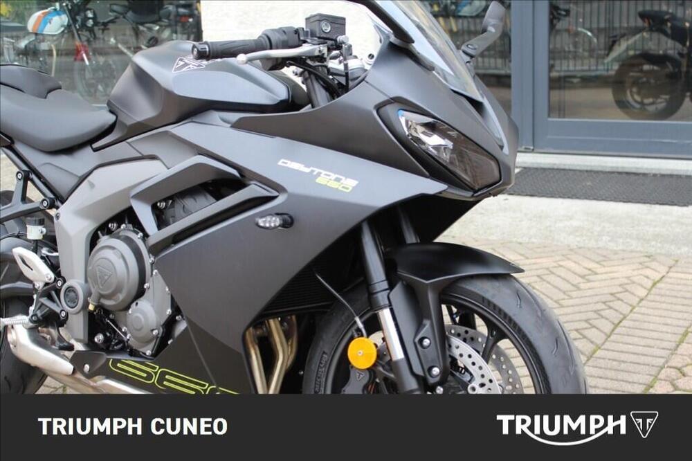 Triumph Daytona 660 (2024 - 26) (5)