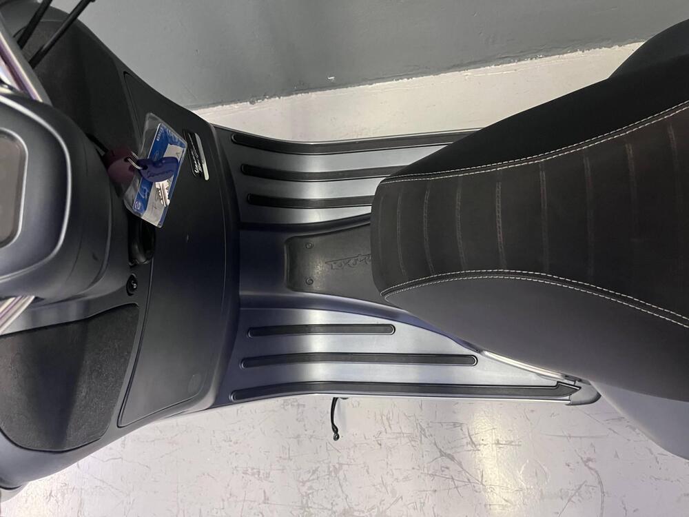 Vespa GTS 300 Hpe (2021 - 22) (6)