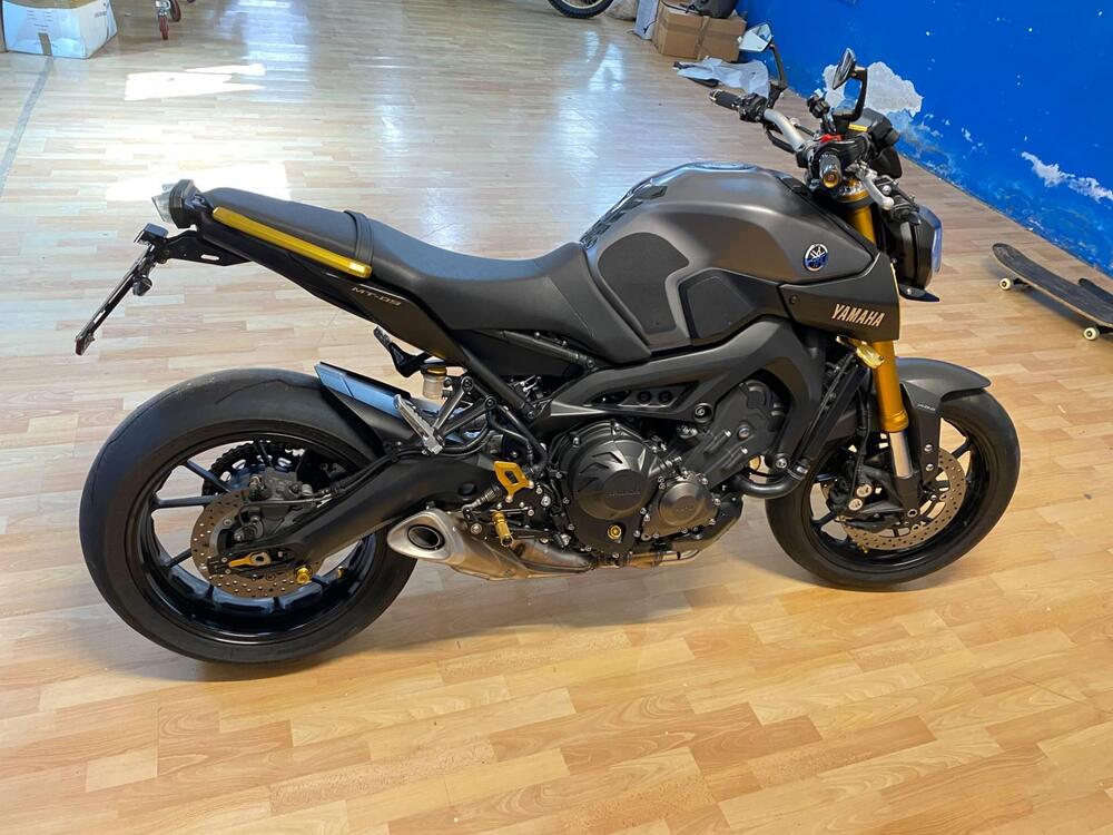 Yamaha MT-09 ABS (2016) (2)
