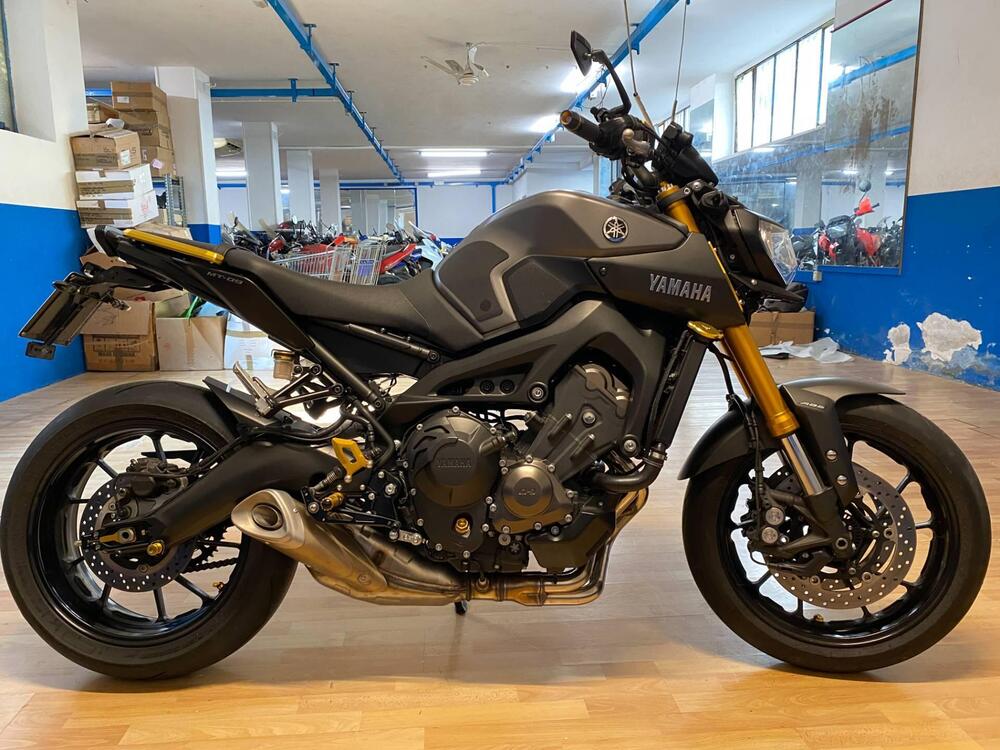 Yamaha MT-09 ABS (2016) (16)