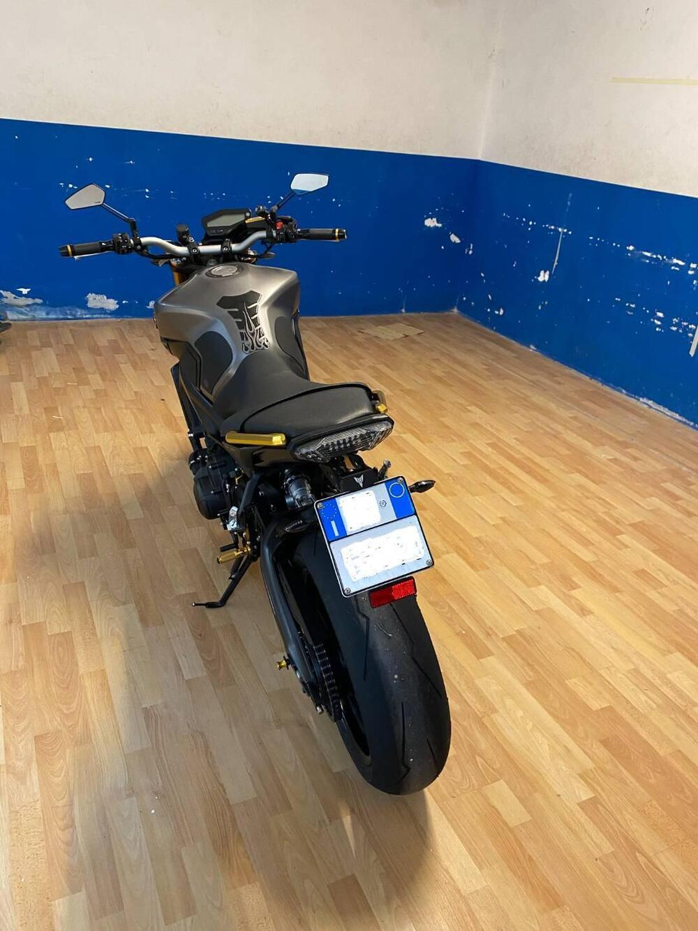 Yamaha MT-09 ABS (2016) (10)