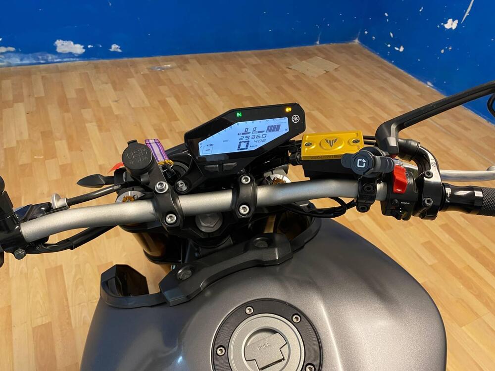 Yamaha MT-09 ABS (2016) (8)