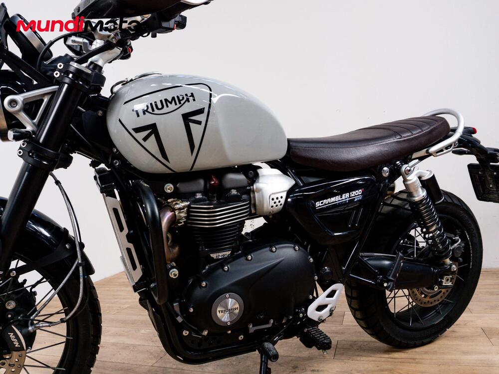 Triumph Scrambler 1200 X (2024 - 26) (9)