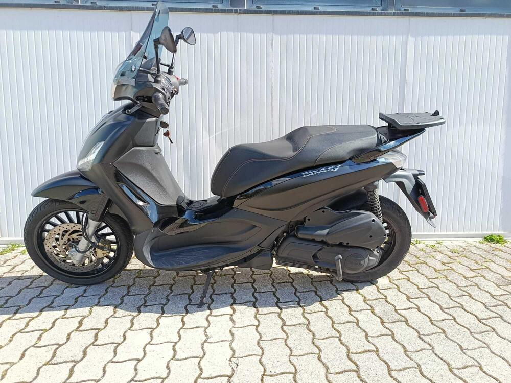 Piaggio Beverly 300 i.e. ABS-ASR (2016 - 20) (7)