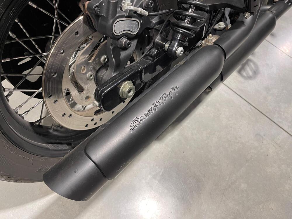 Harley-Davidson 1584 Street Bob (2008 - 15) - FXDB (8)