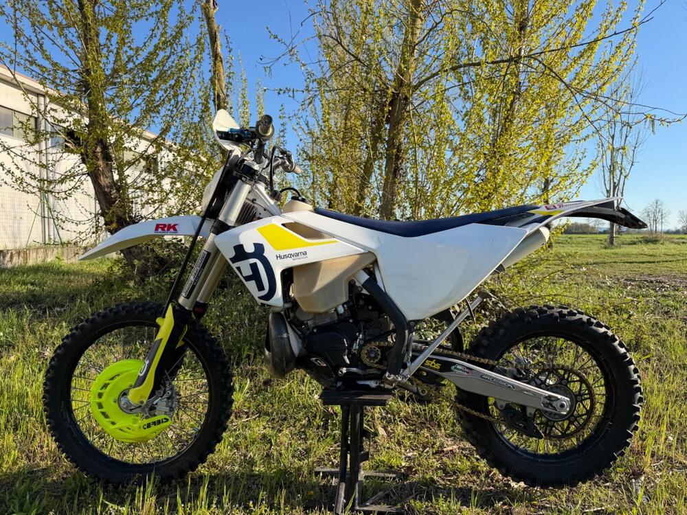 Husqvarna TE 300i (2020)