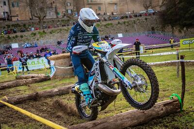 Enduro. Assoluti d&rsquo;Italia #3. Pomarance &ldquo;1&rdquo; e la volata imprendibile di un inedito Albin Norrbin