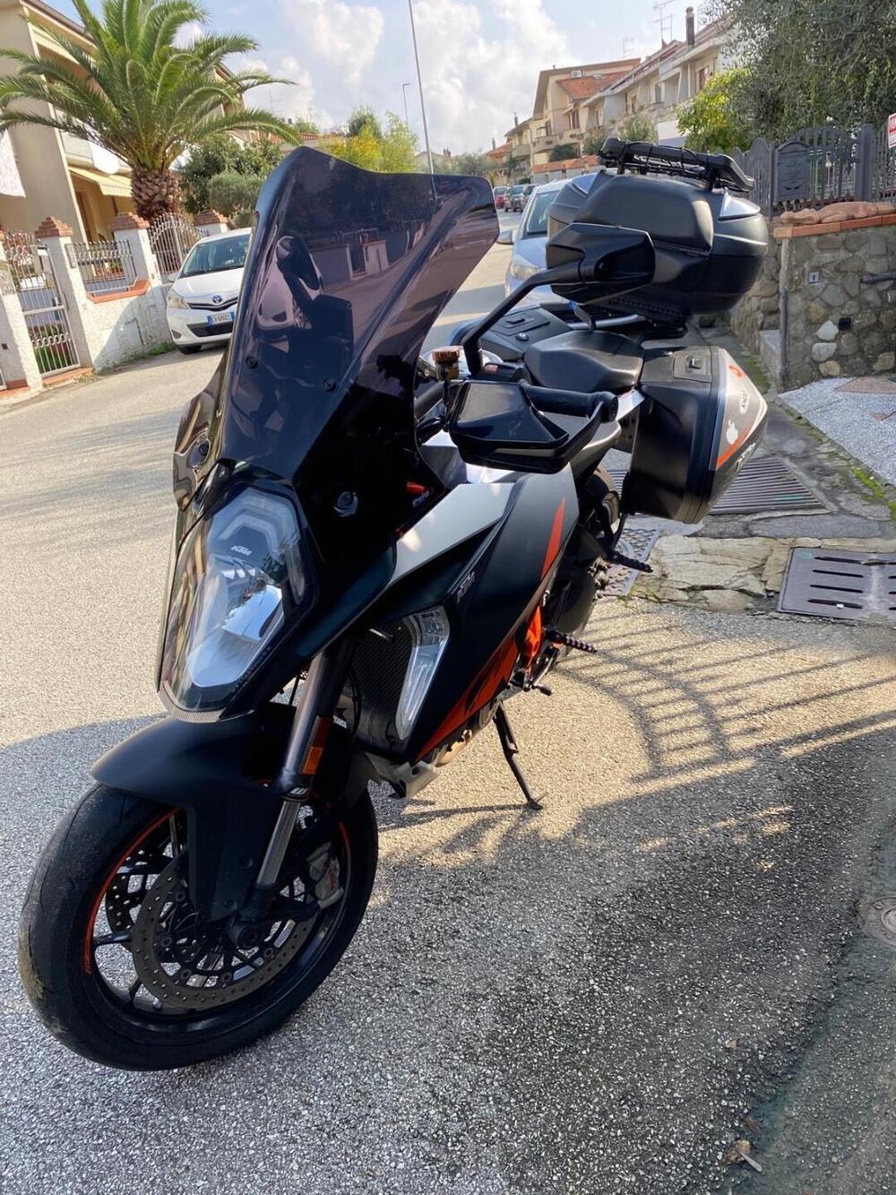 KTM 1290 Super Duke GT ABS (2016 - 18) (4)