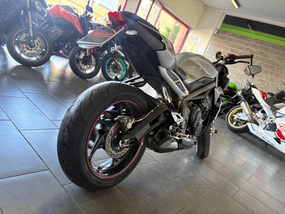 Triumph Street Triple RS (2020 - 22) (5)