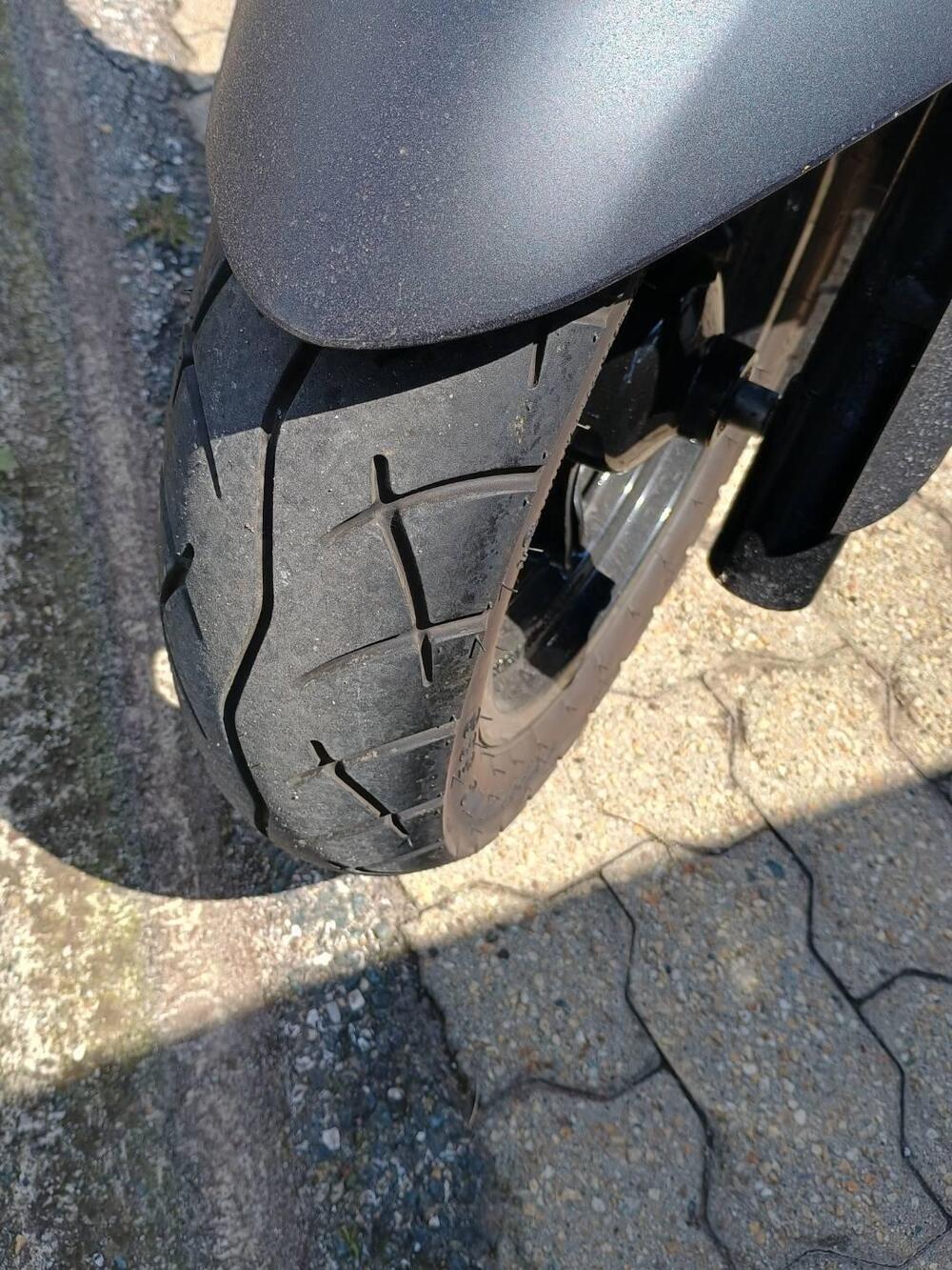 Kymco Downtown 350i TCS (2021 - 25) (6)