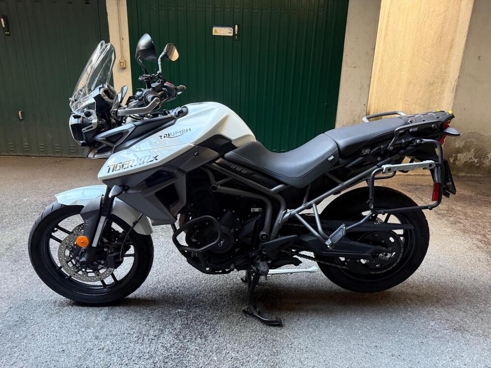 Triumph Tiger 800 XR (2017 - 18) (3)