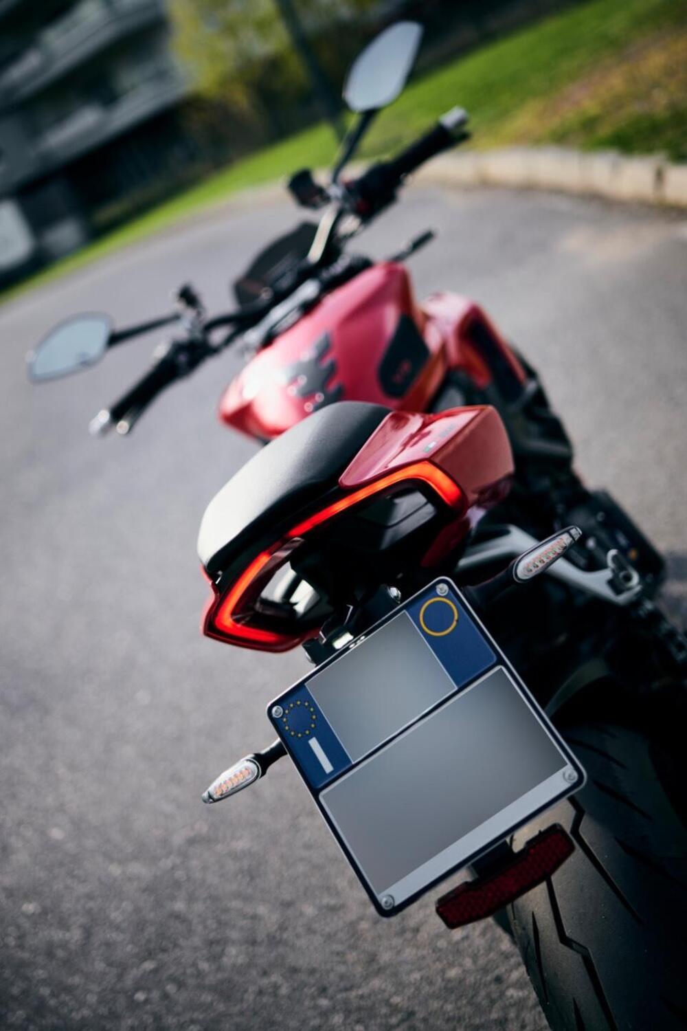 Ducati Streetfighter V2 (2022 - 24) (7)