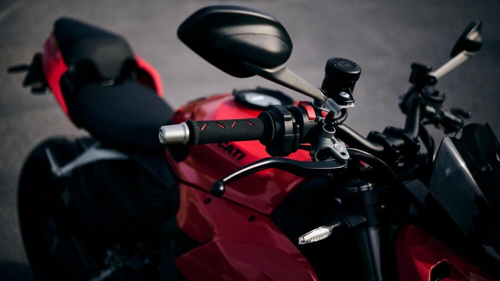 Ducati Streetfighter V2 (2022 - 24) (11)