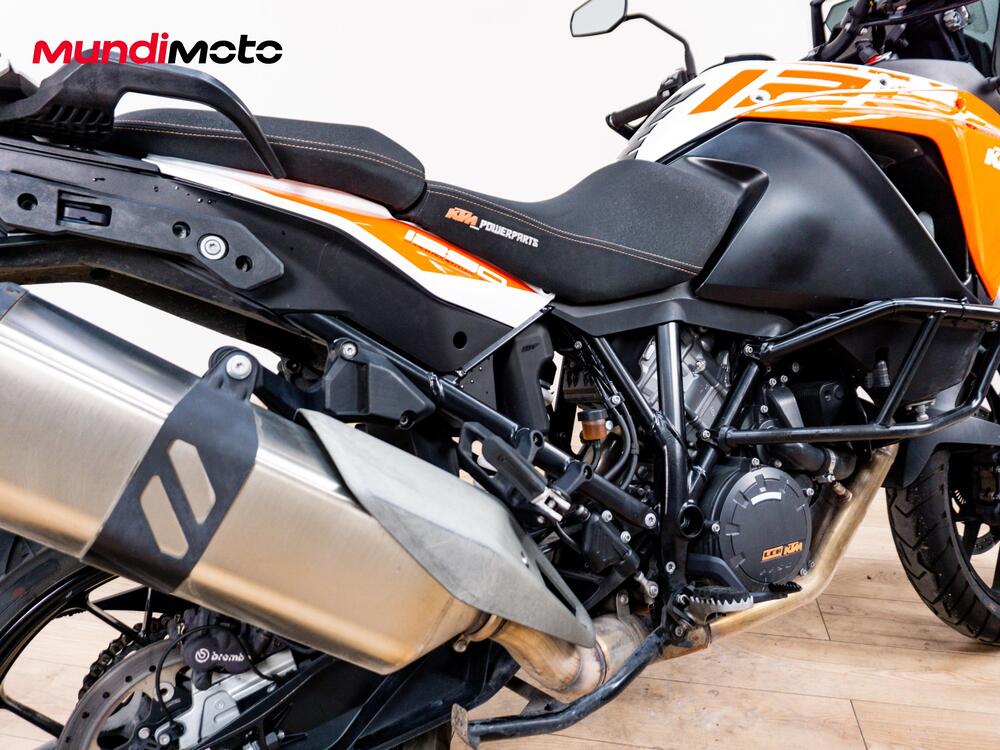 KTM 1290 Super Adventure S (2021) (3)