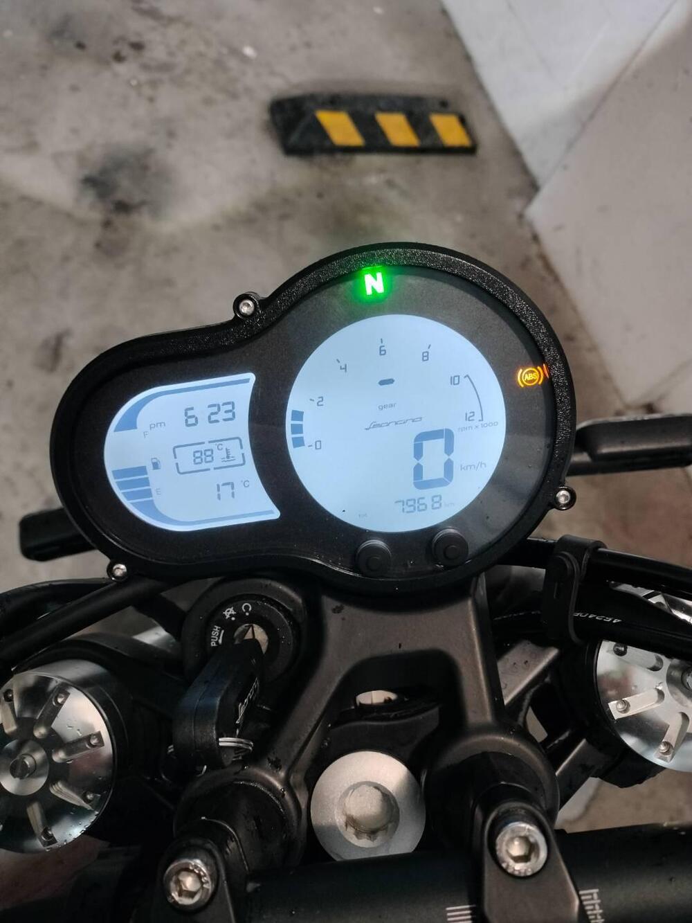 Benelli Leoncino 500 Trail (2021 - 26) (12)
