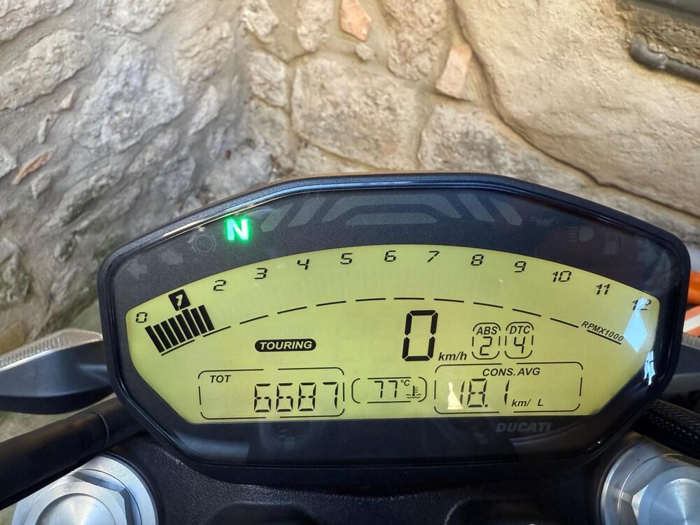 Ducati Monster 821 Dark ABS (2014 - 16) (9)