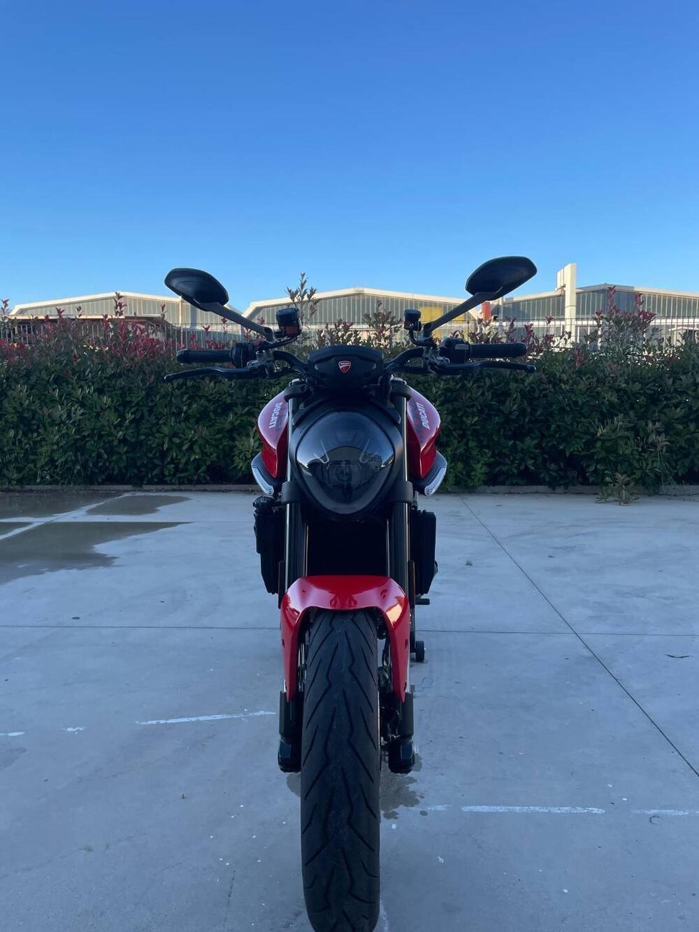 Ducati Monster 937 (2021 - 25) (2)