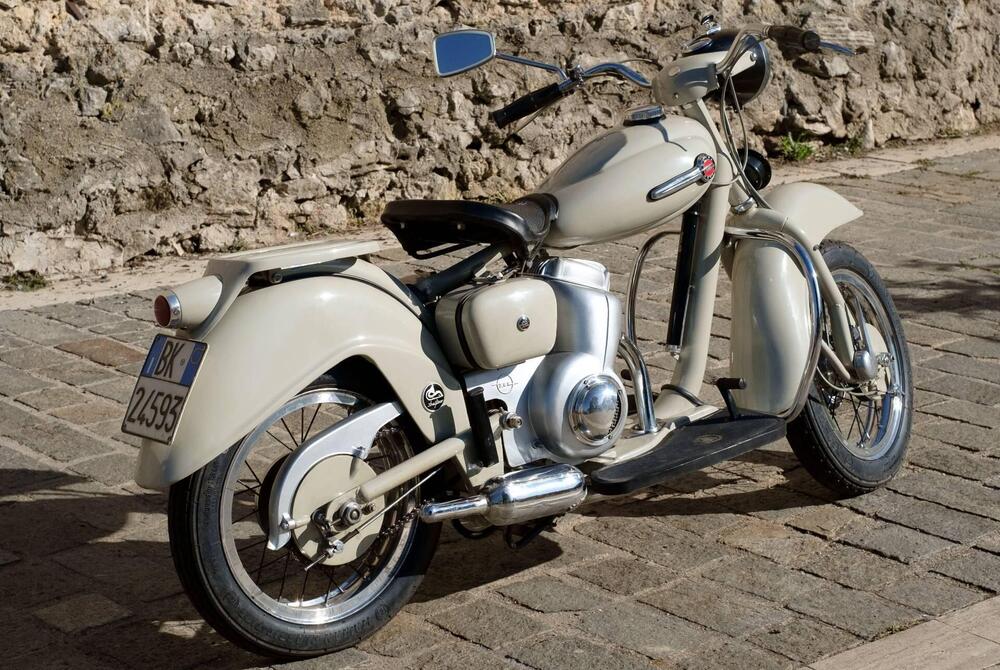 Motom DELFINO 160 (3)