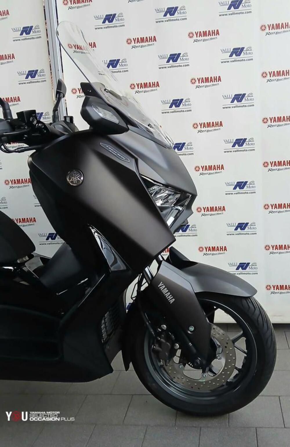 Yamaha X-Max 300 Tech Max (2025 - 26) (3)