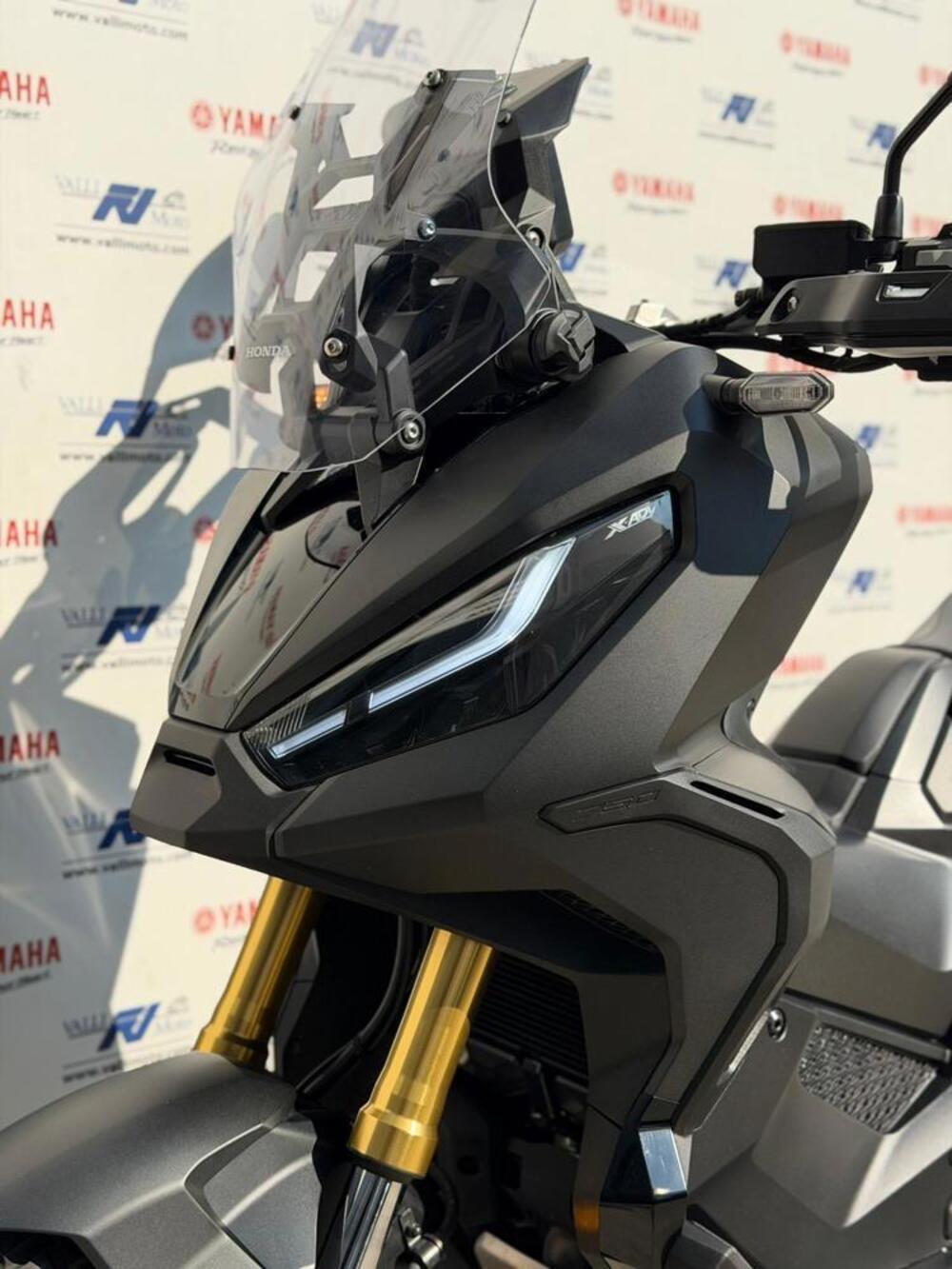 Honda X-ADV 750 DCT (2021 - 24) (4)