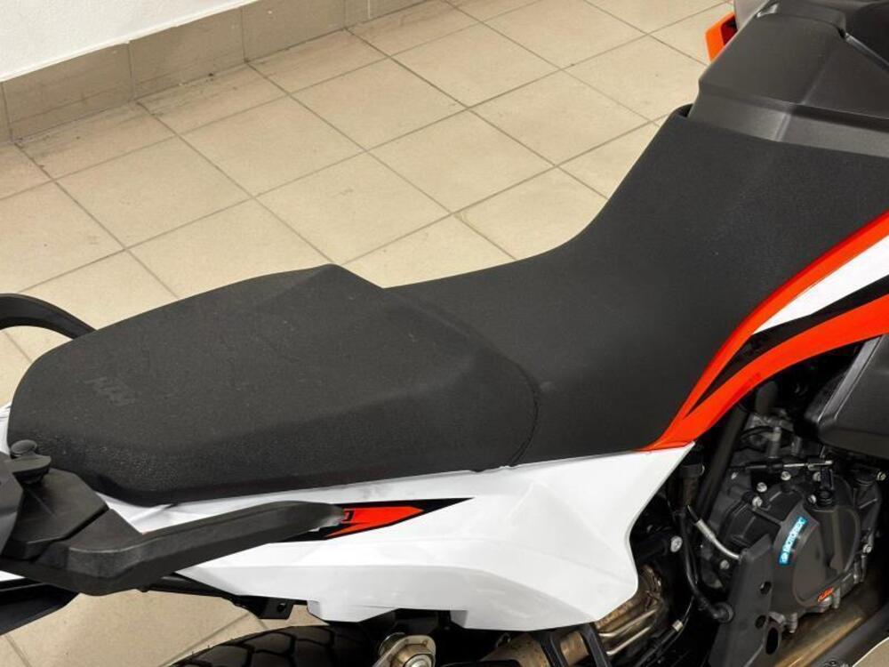 KTM 890 Adventure (2022) (10)