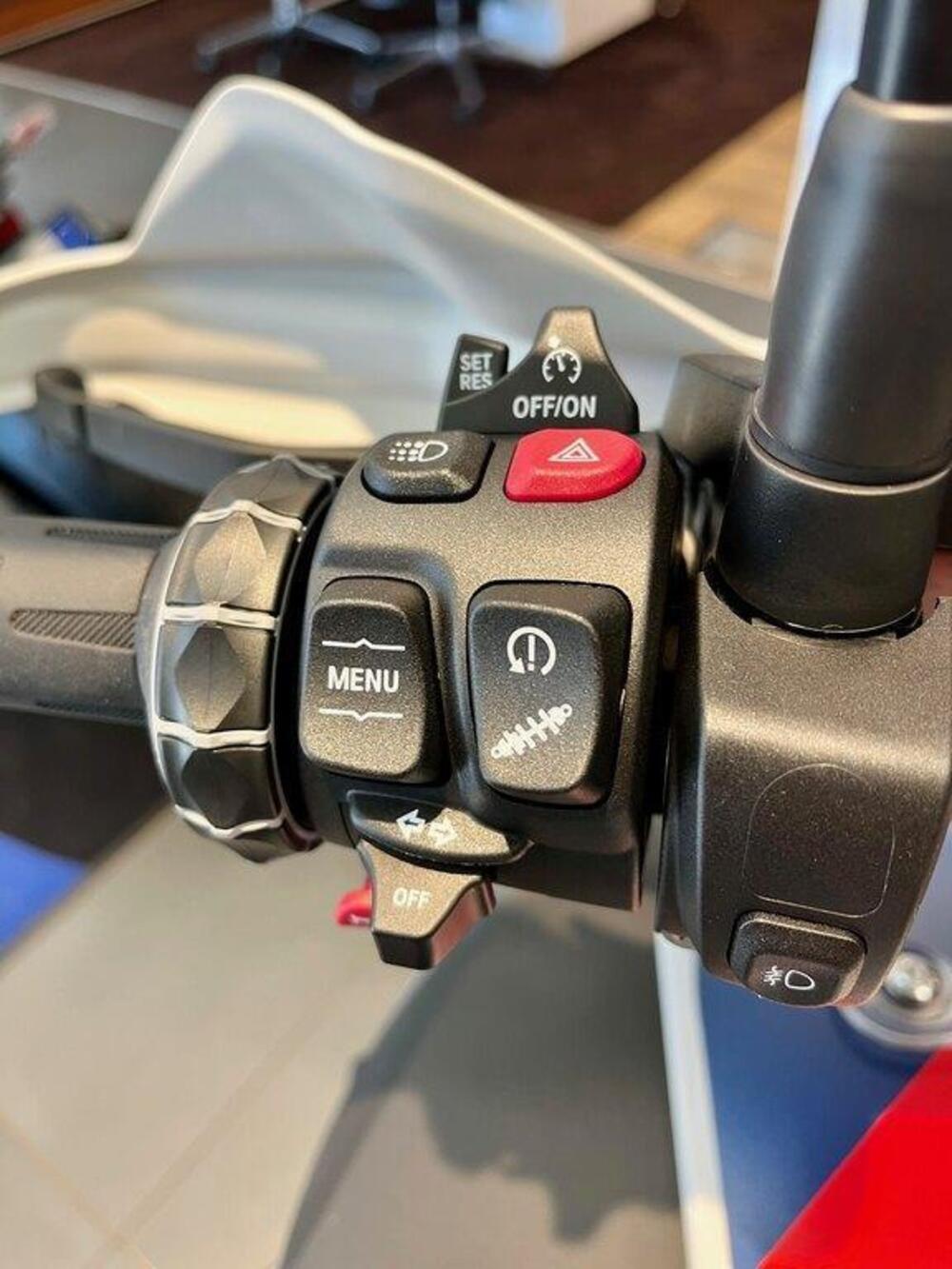 Bmw R 1250 GS Adventure (2021 - 24) (11)