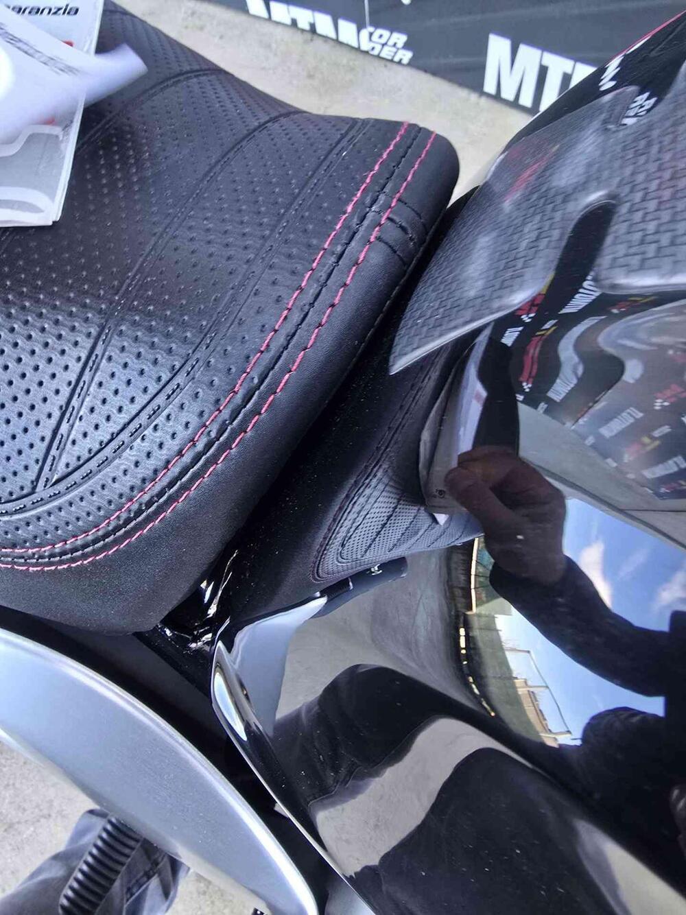 Yamaha XJR 1300 (2015 - 17) (14)