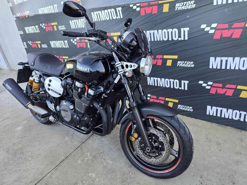 Yamaha XJR 1300 (2015 - 17) (4)