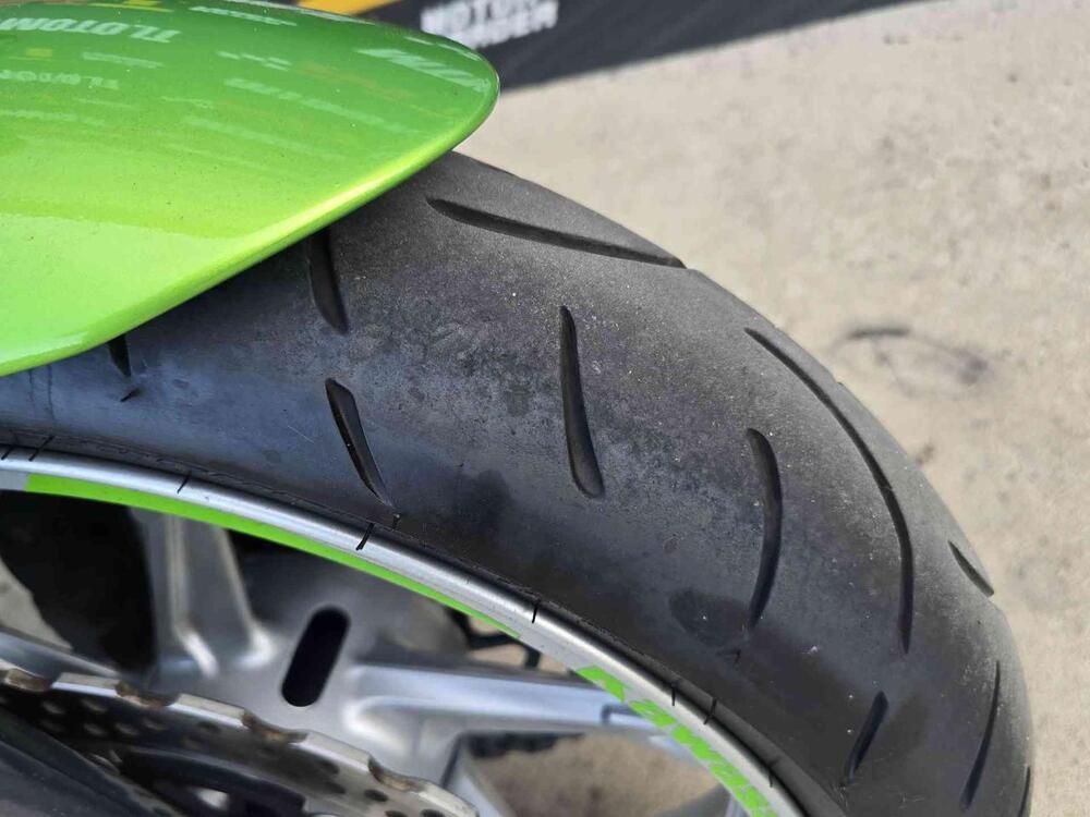 Kawasaki Z 1000 (2010 - 13) (13)